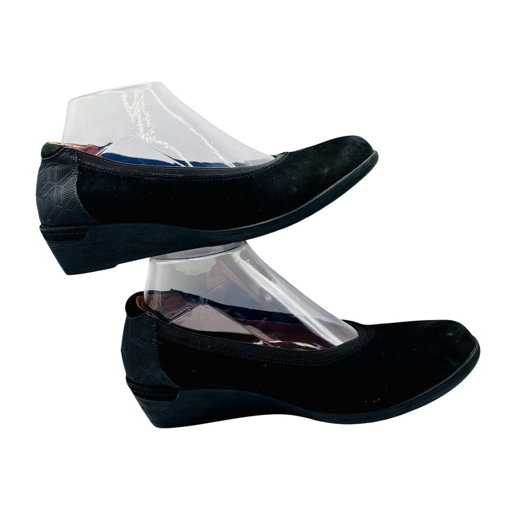 Cobb Hill Devyn black suede wedge comfort arch support flats shoes sz 7.5